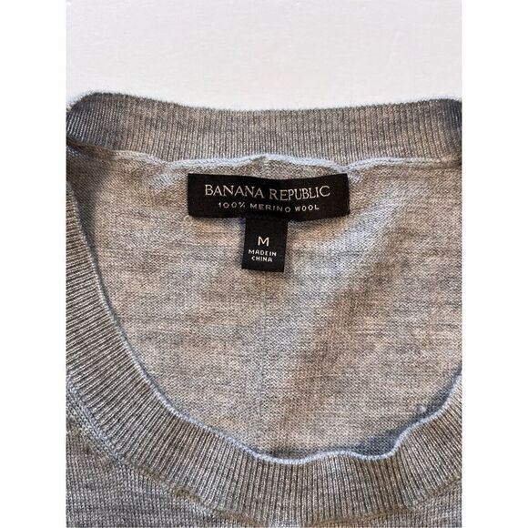 Banana Republic 100% Merino Wool Sleeveless Sweater Shell Womens Size Large EUC - Picture 2 of 6